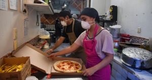 La pizza sigue siendo un gran negocio en México, pero en EU tiene un rival formidable: la propia comida mexicana.