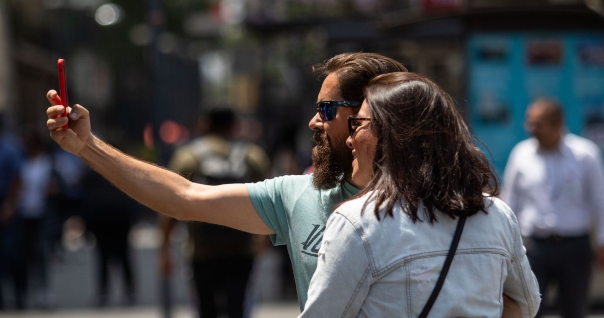 Los políticos de hoy dedican más tiempo a atender la agenda de eventos que a hablar con sus secretarios. No es una agenda estratégicamente planeada.