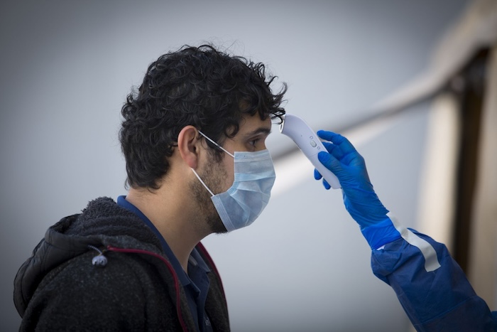 Tras las fiestas navideñas, los hospitales vuelven a llenarse de pacientes con gripe e infecciones respiratorias. Sin embargo, no todas requieren atención.