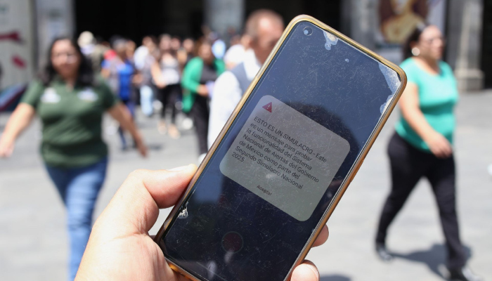 El sismo de 6.5 con epicentro en San Marcos, Guerrero, registrado la mañana de este viernes activó la alerta sísmica en la Ciudad de México, para prevenir a millones de capitalinos.