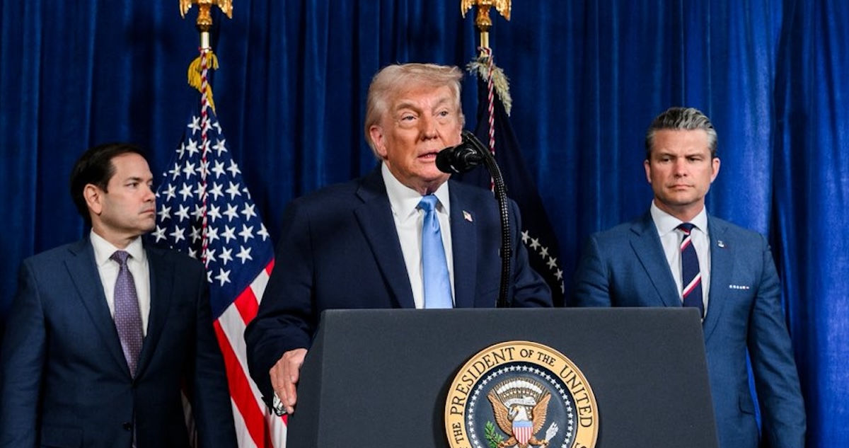 Trump amenazó al Presidente Gustavo Petro con enviar al ejército de EU en una misión a Colombia y afirmó que Cuba "está a punto de caer".