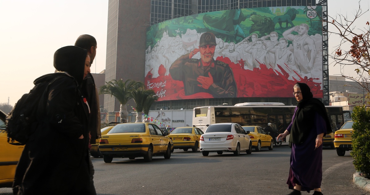 Trump afirmó que Irán "busca la libertad" y dijo que EU está dispuesto a ayudar, en el marco de las protestas durante las que han muerto decenas de civiles.