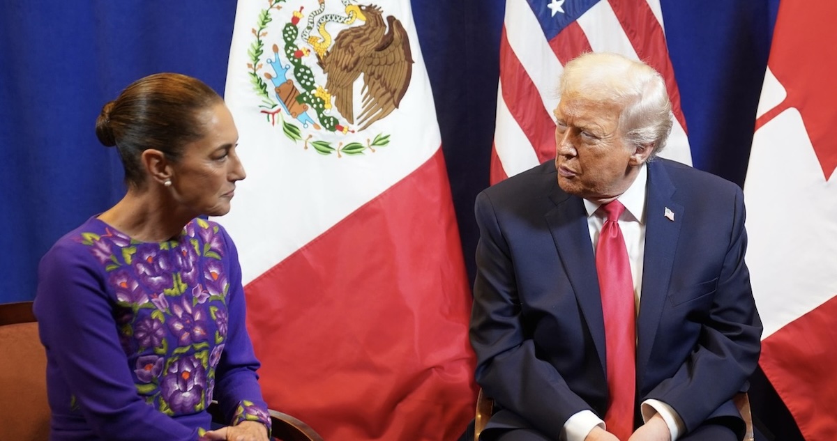 Luego del ataque militar a Venezuela, Donald Trump lanzó una advertencia para México al asegurar que habrá que hacer algo contra el narcotráfico en México.