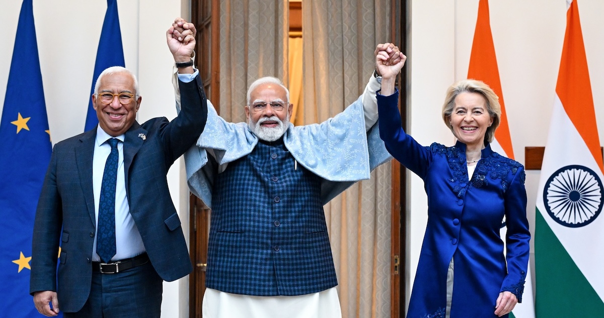 La UE e India anunciaron un acuerdo de libre comercio "histórico" con el que los exportadores europeos ahorrarán hasta cuatro mil millones en aranceles por año.