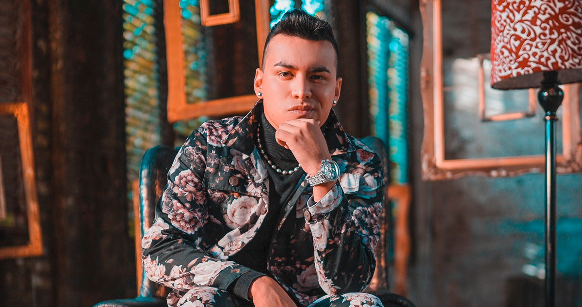 El cantante colombiano Yeison Jiménez muere junto a 5 personas en un accidente aéreo