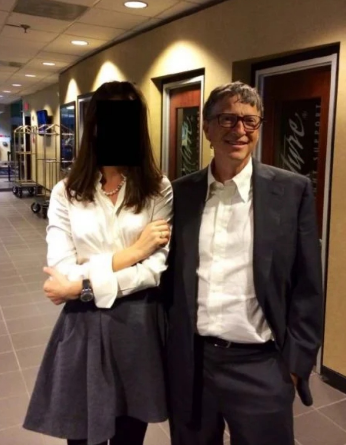 Bill Gates admite error por Epstein y Melinda French Gates exige que dé explicaciones.