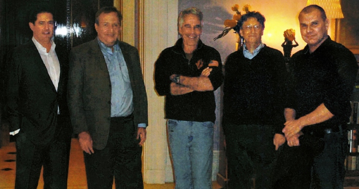 Bill Gates admite error por Epstein y Melinda French Gates exige que dé explicaciones.