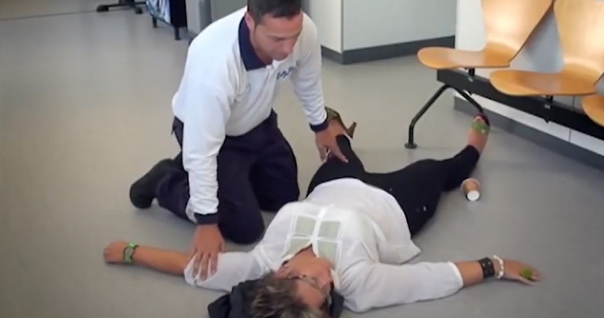 El jefe de Neurología del Hospital Blua Sanitas Valdebebas, Ángel Aledo, explicó los signos más comunes de una crisis epiléptica convulsiva. ¿Cómo reaccionar?