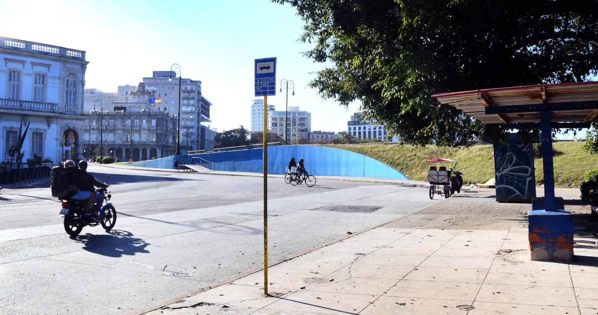 Claudia Sheinbaum Pardo se pronunció contra los aranceles que impuso EU a los países que envían petróleo a Cuba; "son muy injustas estas sanciones", aseguró.