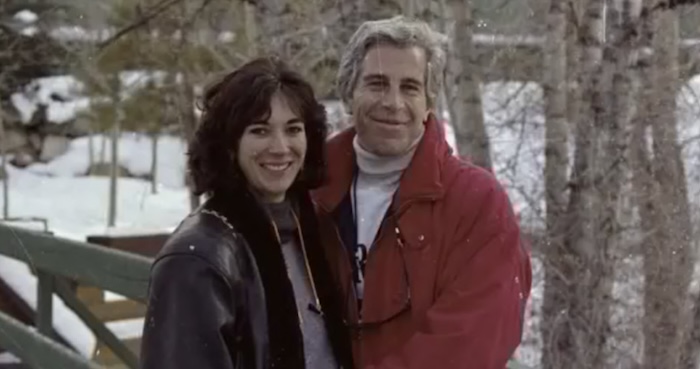 Ghislaine Maxwell, cómplice de Jeffrey Epstein, ofreció ante el Congreso de EU declarar a favor de Trump a cambio de que el Presidente le conceda un indulto.