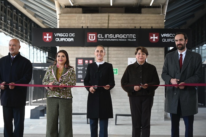 inauguración tren El Insurgente