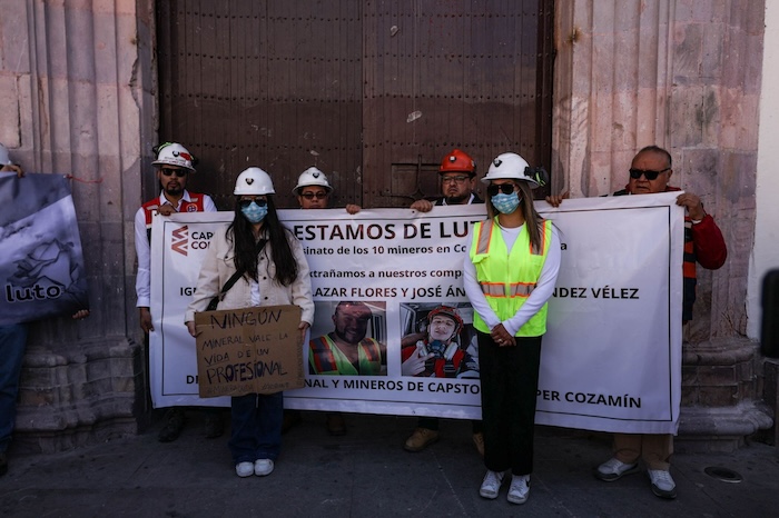 Ciudadanos llevaron a cabo marchas en varios estados para exigir justicia por la desaparición de 10 mineros en Sinaloa.