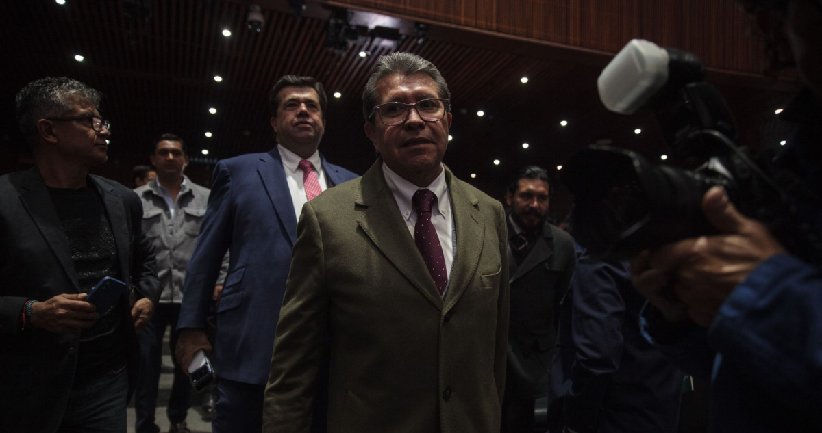 Monreal se adelanta a Sheinbaum.