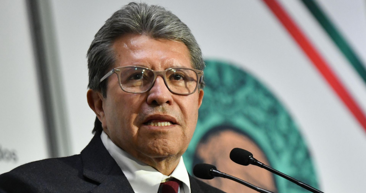 Monreal llama a la unidad en Morena tras críticas de Layda Sansores.