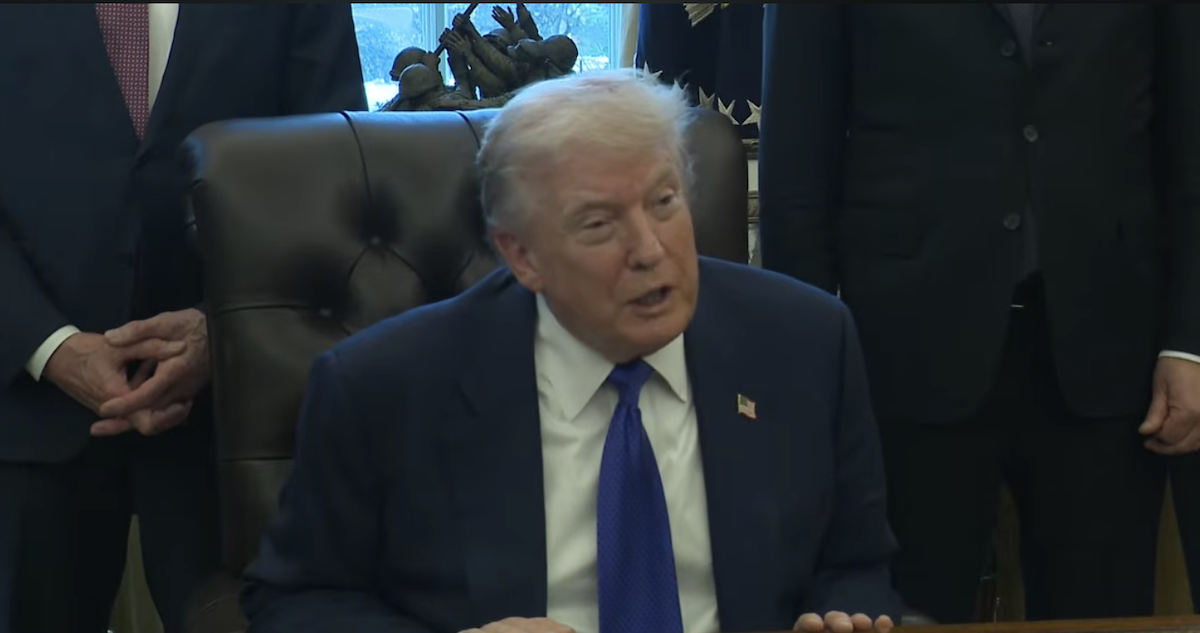 Trump afirmó que EU está muy cerca de lograr un acuerdo con Cuba para permitir que cubanos que radican en territorio estadounidense puedan volver a la isla.