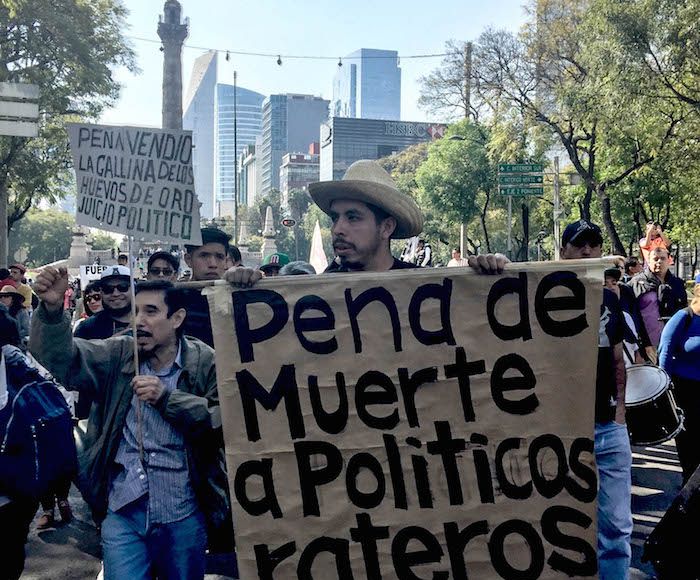 Protesta en el Ángel de la Indepedencia Ciudad de México. Foto: Sugeyry Gándara, SinEmbargo