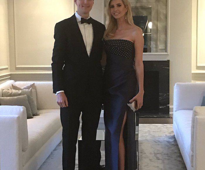 Junto a su esposo Jared Kushner, después de la gala con 46 gobernadores de EU. Foto: Twitter (@IvankaTrump)